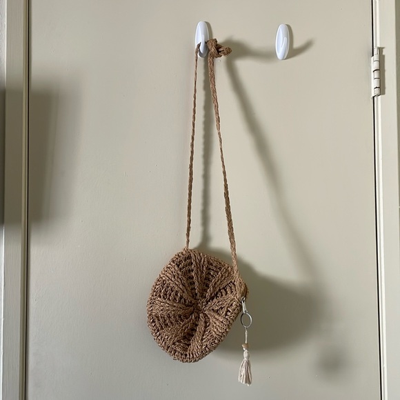 Summer round crossbody bag with zipper. Boho - Picture 2 of 4